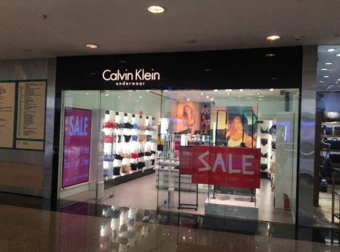 Calvin Klein unveils Spring 2023 collection at Mumbai store launch